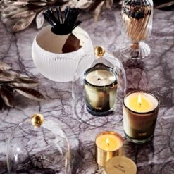 Curve Ball Match Striker -Home Series Shop CB2HOL21 08A 0221 Hero2