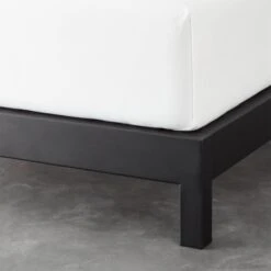 Simple Black Metal King Platform Bed -Home Series Shop SimpleMetalBsQROF18