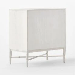 Connoisseur 5-Drawer Whitewashed Oak Wood Dresser Model 1003 -Home Series Shop WtWd1003CnnssrDresser3QBSSS22